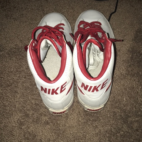 High top Nike - Picture 3 of 4